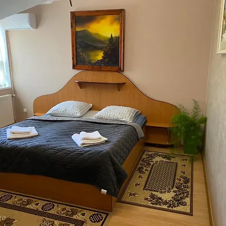 Hotel Zoloti Vorota 3*