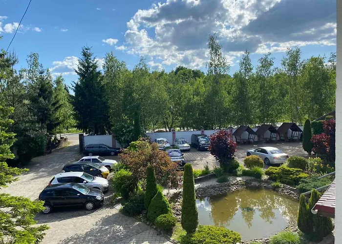 Otel Zoloti Vorota Lalovo